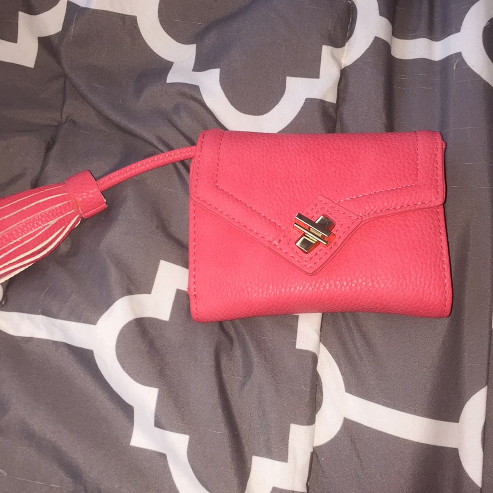 Peach Wallet
